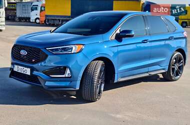 Внедорожник / Кроссовер Ford Edge 2018 в 
