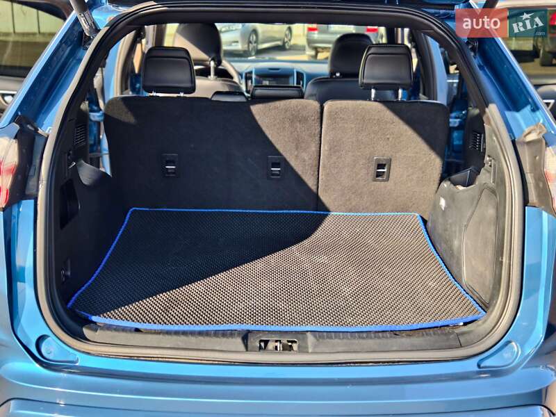 Внедорожник / Кроссовер Ford Edge 2018 в Нововолынске