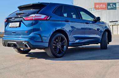 Внедорожник / Кроссовер Ford Edge 2018 в 