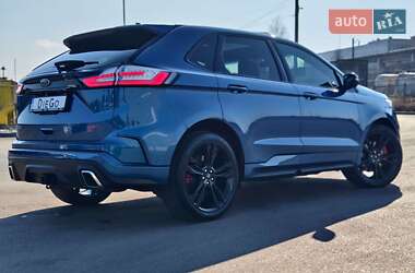 Внедорожник / Кроссовер Ford Edge 2018 в 