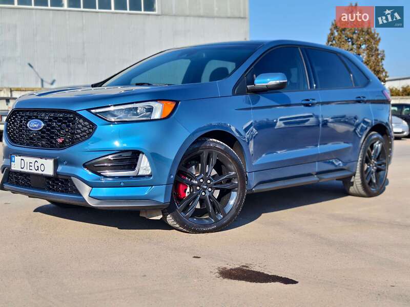 Внедорожник / Кроссовер Ford Edge 2018 в Нововолынске