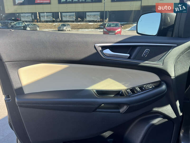 Внедорожник / Кроссовер Ford Edge 2019 в Ровно