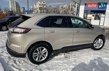 Внедорожник / Кроссовер Ford Edge 2018 в 