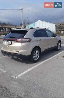 Внедорожник / Кроссовер Ford Edge 2017 в 