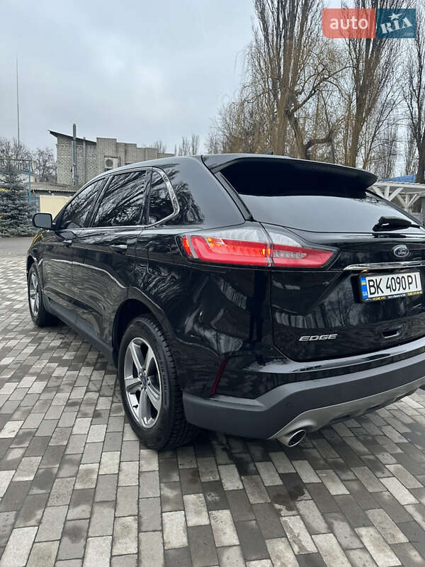 Внедорожник / Кроссовер Ford Edge 2020 в Киеве
