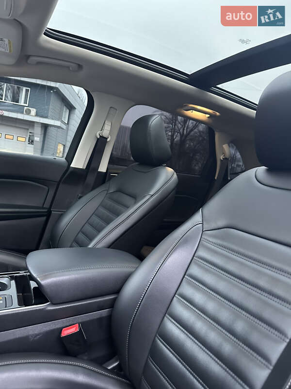Внедорожник / Кроссовер Ford Edge 2020 в Киеве