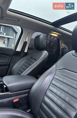 Внедорожник / Кроссовер Ford Edge 2020 в 