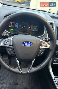 Внедорожник / Кроссовер Ford Edge 2020 в 