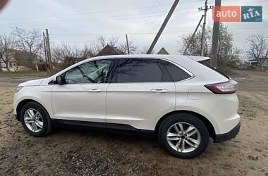 Внедорожник / Кроссовер Ford Edge 2018 в 