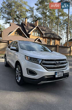 Внедорожник / Кроссовер Ford Edge 2016 в 