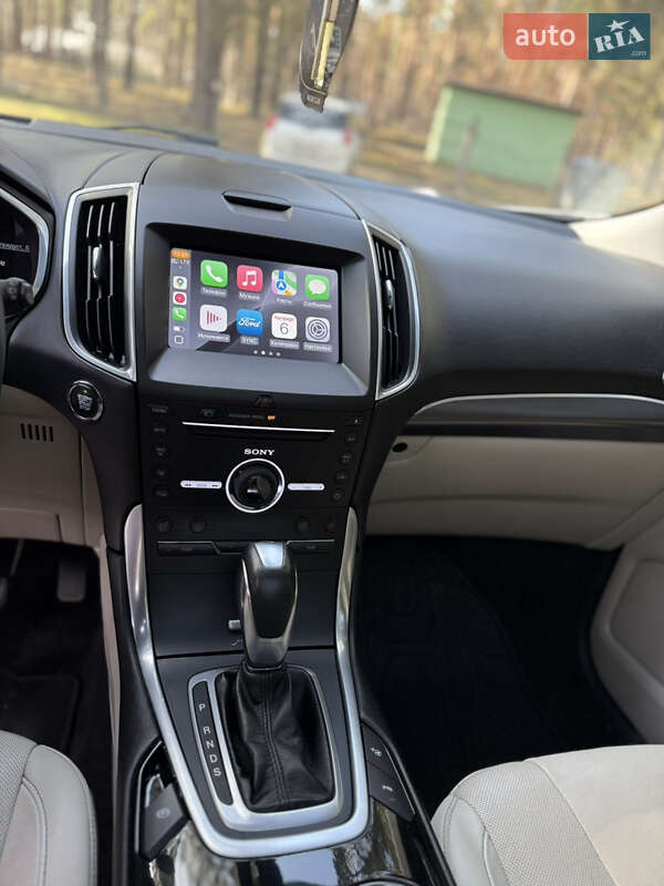 Позашляховик / Кросовер Ford Edge 2016 в Чернігові