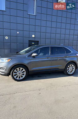 Позашляховик / Кросовер Ford Edge 2016 в 