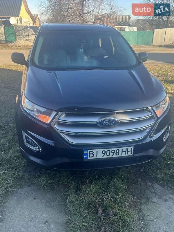 Внедорожник / Кроссовер Ford Edge 2017 в 