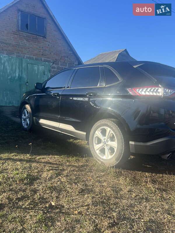 Позашляховик / Кросовер Ford Edge 2017 в Полтаві