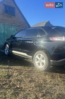 Внедорожник / Кроссовер Ford Edge 2017 в 