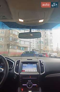 Внедорожник / Кроссовер Ford Edge 2016 в 
