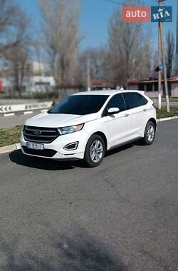 Внедорожник / Кроссовер Ford Edge 2016 в 