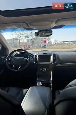 Внедорожник / Кроссовер Ford Edge 2019 в 