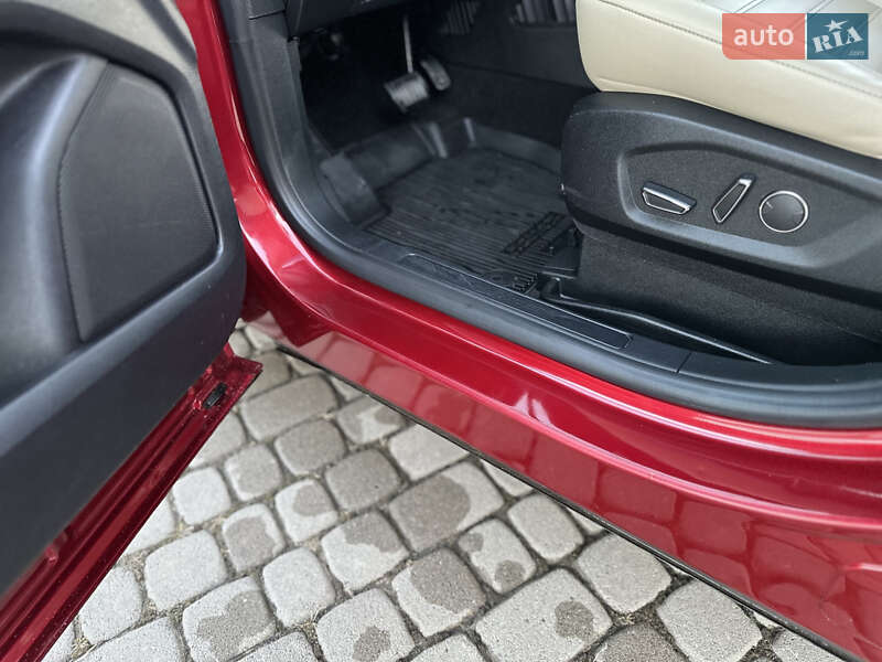 Позашляховик / Кросовер Ford Edge 2019 в Львові