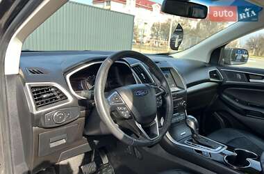 Внедорожник / Кроссовер Ford Edge 2017 в 