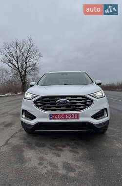 Внедорожник / Кроссовер Ford Edge 2020 в 