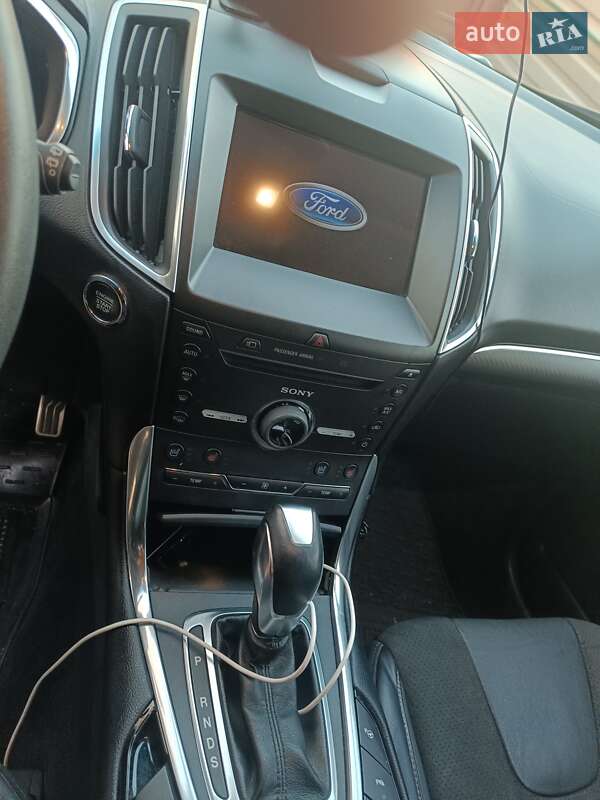 Позашляховик / Кросовер Ford Edge 2016 в Києві