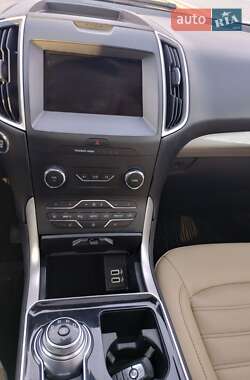 Внедорожник / Кроссовер Ford Edge 2020 в 
