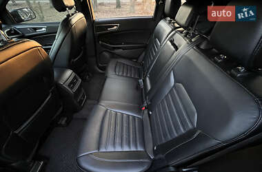 Внедорожник / Кроссовер Ford Edge 2015 в 