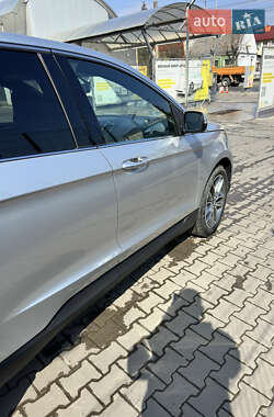 Внедорожник / Кроссовер Ford Edge 2017 в 