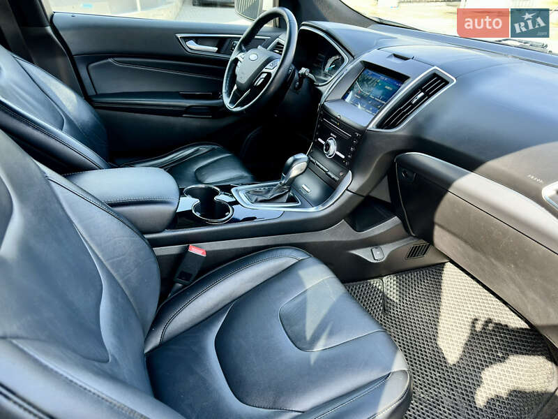 Внедорожник / Кроссовер Ford Edge 2017 в Черновцах