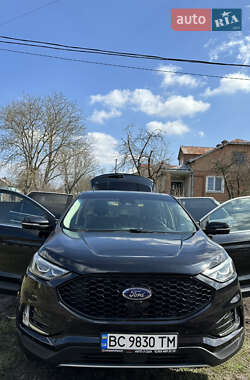 Внедорожник / Кроссовер Ford Edge 2019 в 