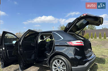 Внедорожник / Кроссовер Ford Edge 2019 в 