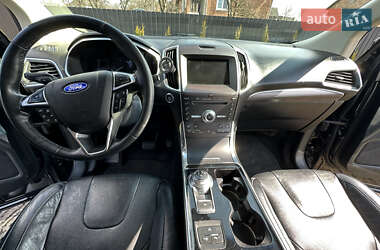 Внедорожник / Кроссовер Ford Edge 2019 в 