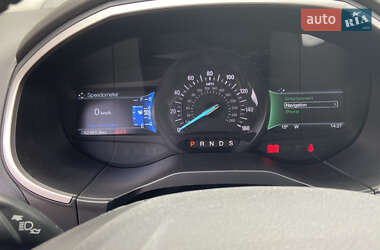 Внедорожник / Кроссовер Ford Edge 2018 в 