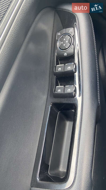 Внедорожник / Кроссовер Ford Edge 2018 в Хмельницком