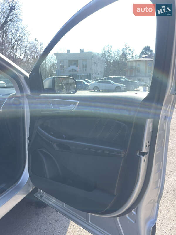 Позашляховик / Кросовер Ford Edge 2016 в Львові фото 48 Позашляховик / Кросовер Ford Edge 2016 в Львові