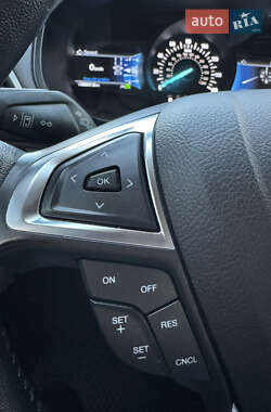 Внедорожник / Кроссовер Ford Edge 2022 в 
