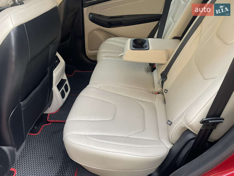 Позашляховик / Кросовер Ford Edge 2018 в Миргороді