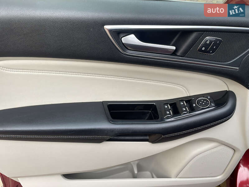 Позашляховик / Кросовер Ford Edge 2018 в Миргороді