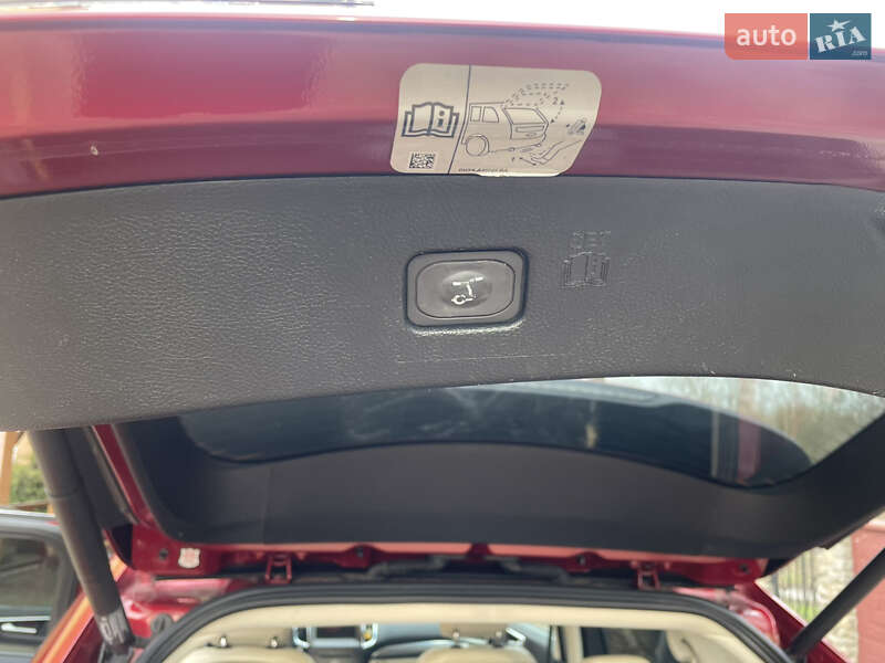 Позашляховик / Кросовер Ford Edge 2018 в Миргороді
