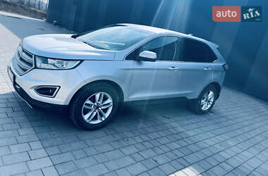 Внедорожник / Кроссовер Ford Edge 2017 в 