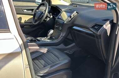 Внедорожник / Кроссовер Ford Edge 2018 в 
