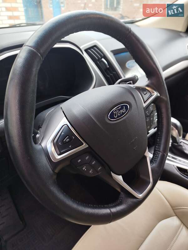 Внедорожник / Кроссовер Ford Edge 2016 в Киеве