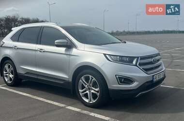 Внедорожник / Кроссовер Ford Edge 2016 в 