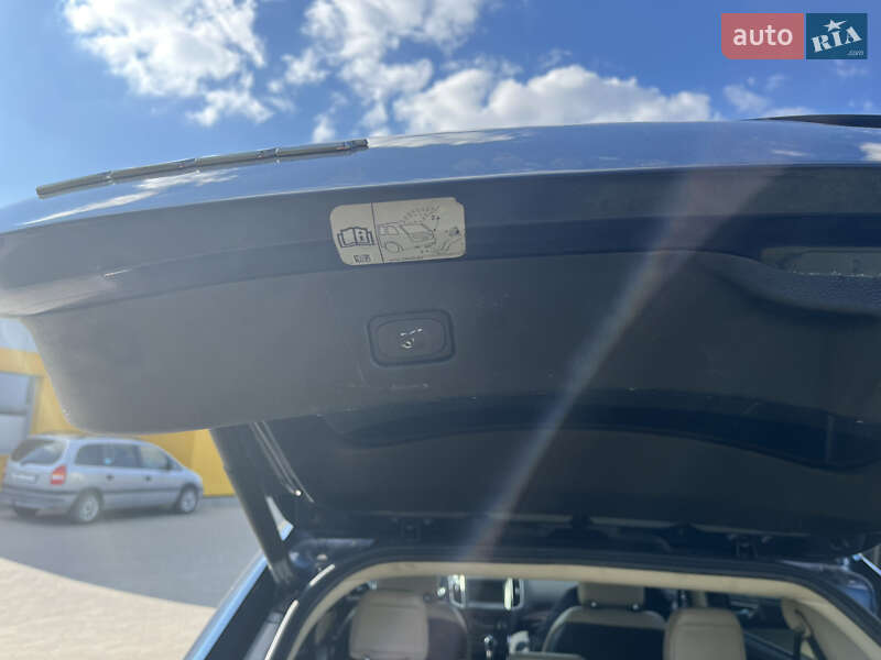 Внедорожник / Кроссовер Ford Edge 2017 в Ровно