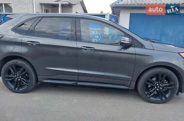 Внедорожник / Кроссовер Ford Edge 2019 в 