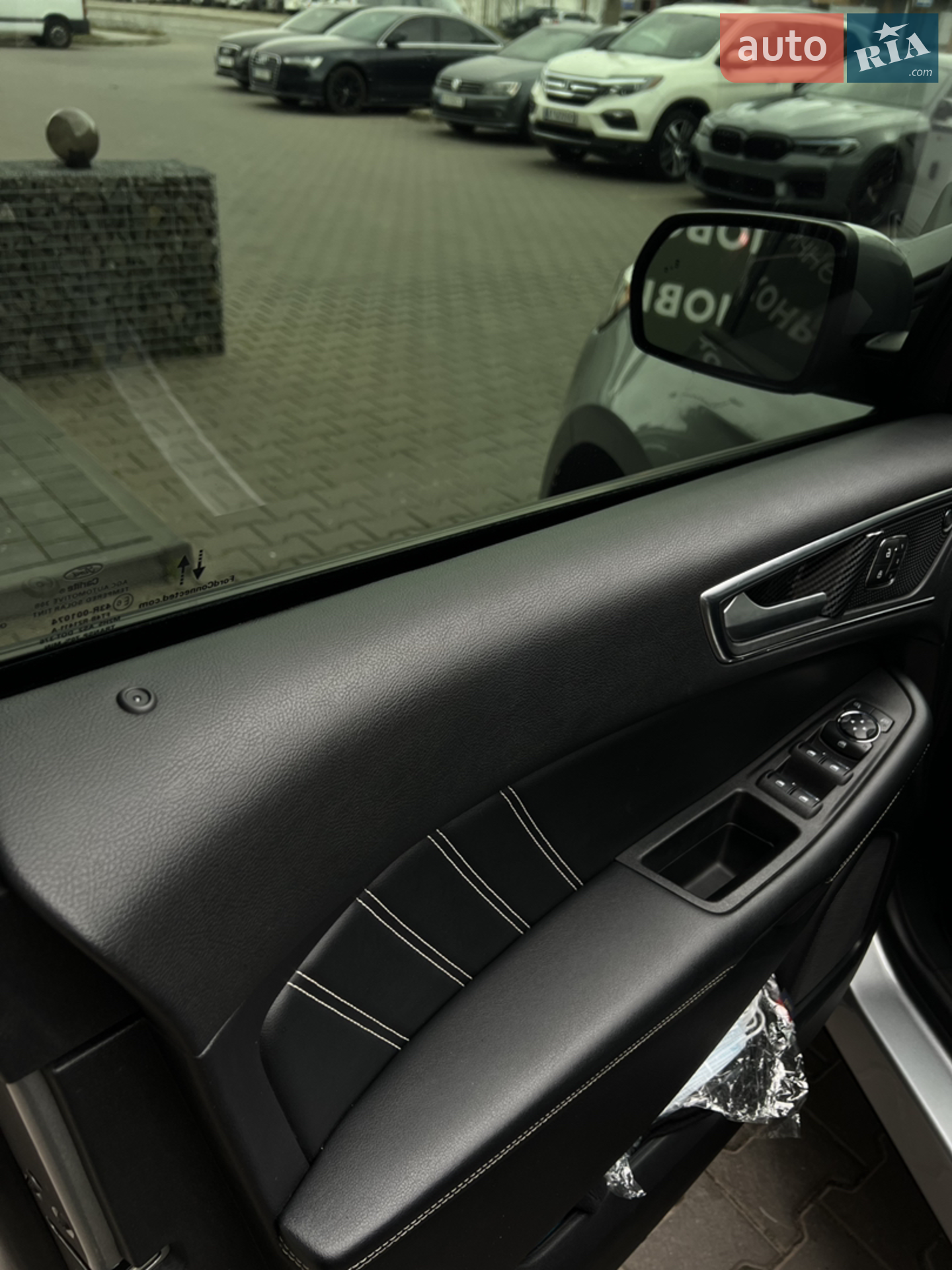 2021 Ford Edge - мініатюра 17