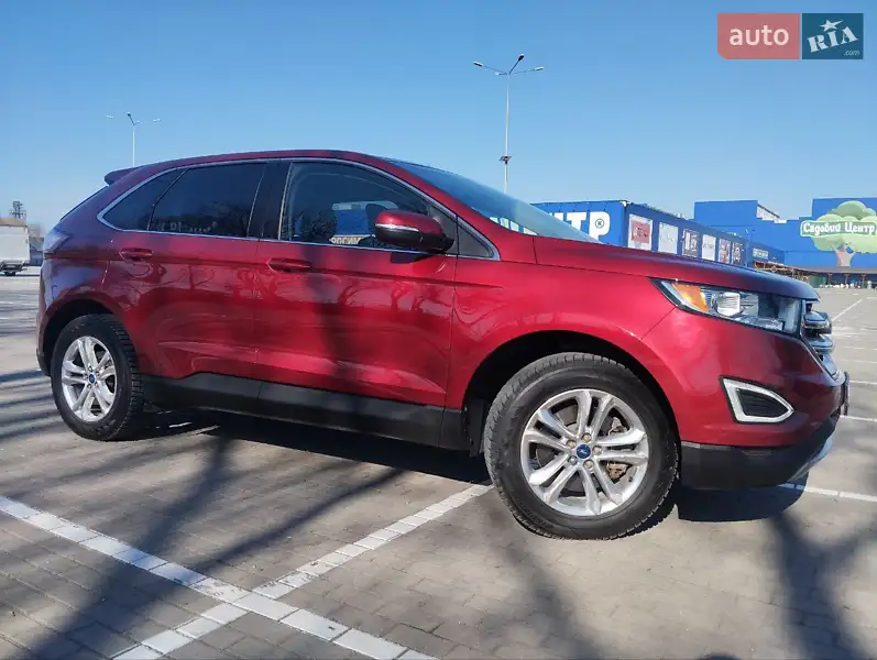 Внедорожник / Кроссовер Ford Edge 2016 в 