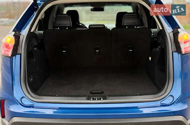 Внедорожник / Кроссовер Ford Edge 2020 в 