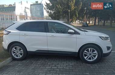 Позашляховик / Кросовер Ford Edge 2016 в 